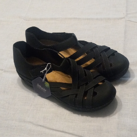 Croft & Barrow Black Crisscross Sandals - Picture 4 of 5